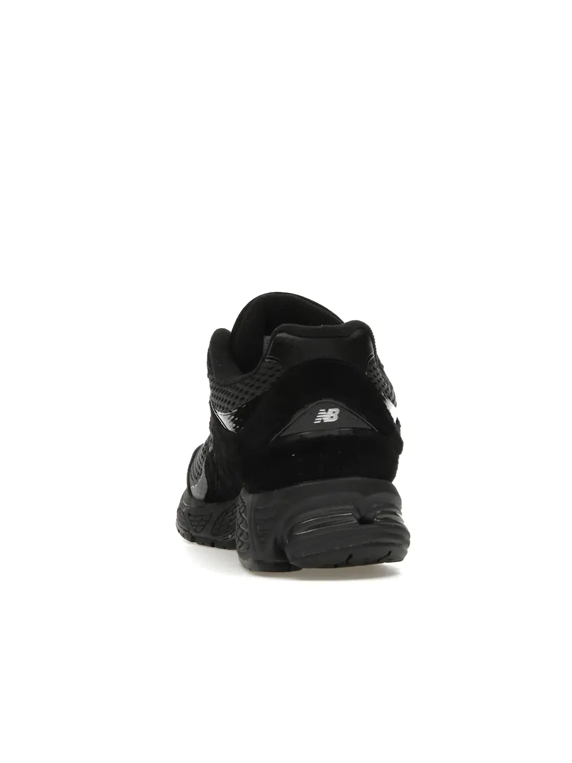 Мужские кроссовки Lifestyle с сетчатым верхом New Balance 2002R — изображение 4 из 4, черный/черный/металлик