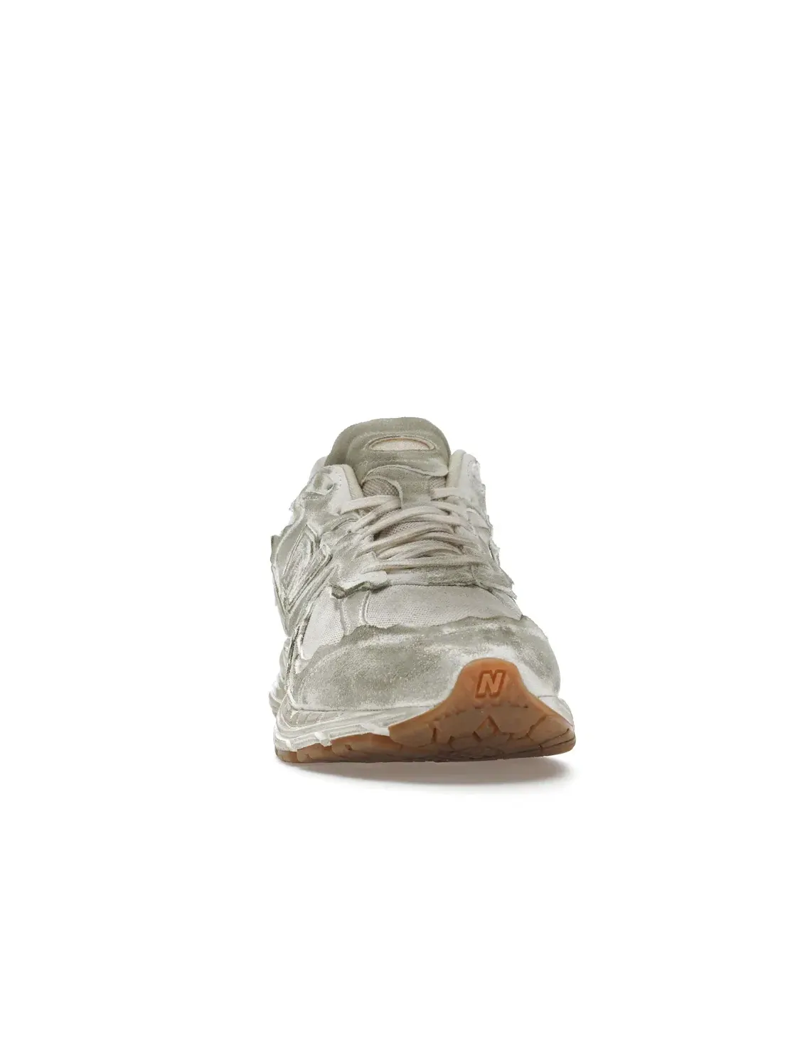 Мужские кроссовки Lifestyle с эффектом состаривания New Balance 2002R Protection Pack Distressed — изображение 2 из 4, белый