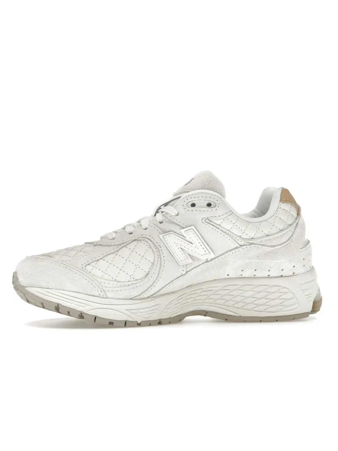Мужские кроссовки Lifestyle с квилтингом New Balance 2002R — изображение 3 из 4, белый//бежевый