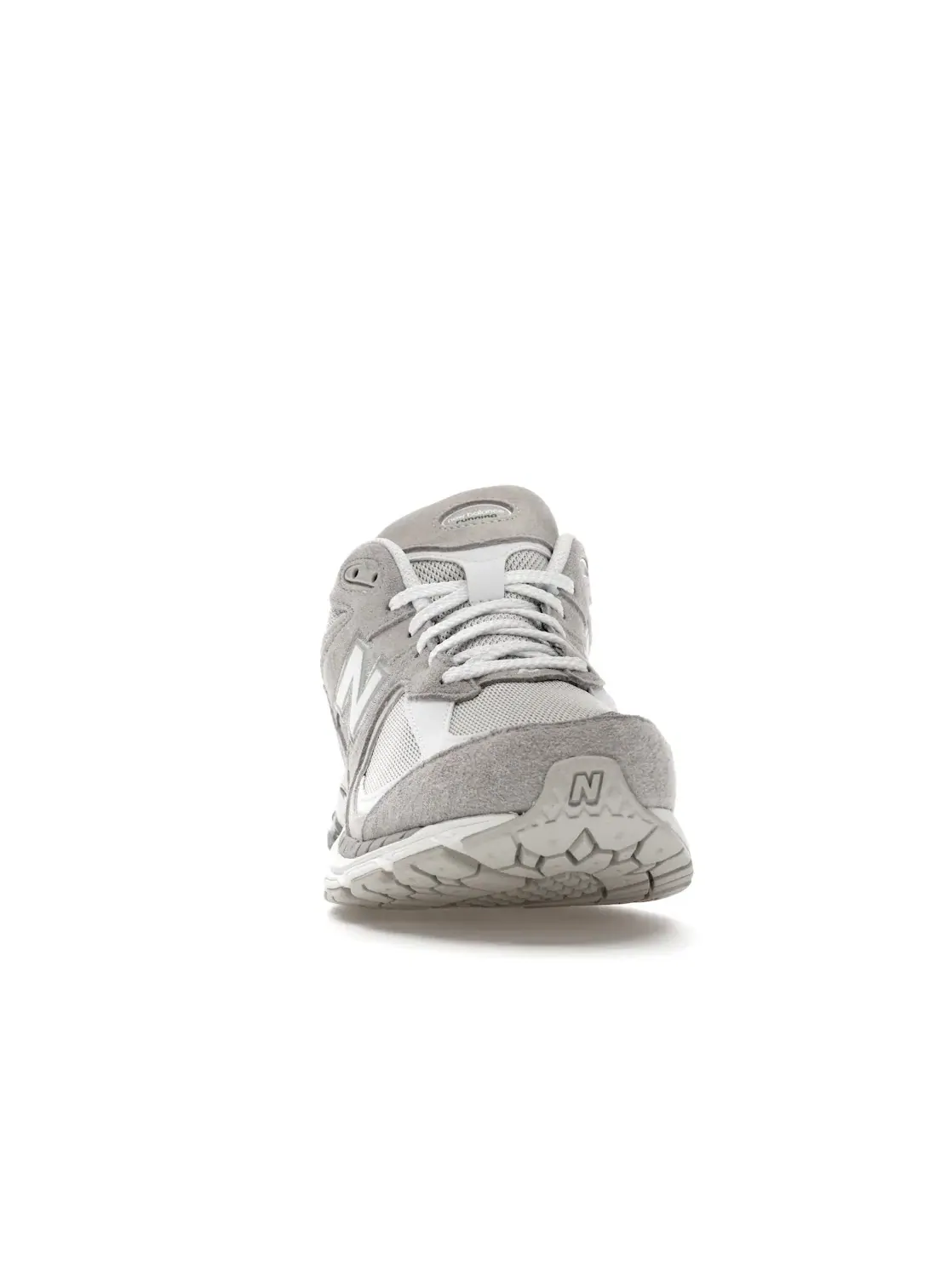Мужские кроссовки с ретро-дизайном New Balance 2002R — изображение 2 из 4, серый белый