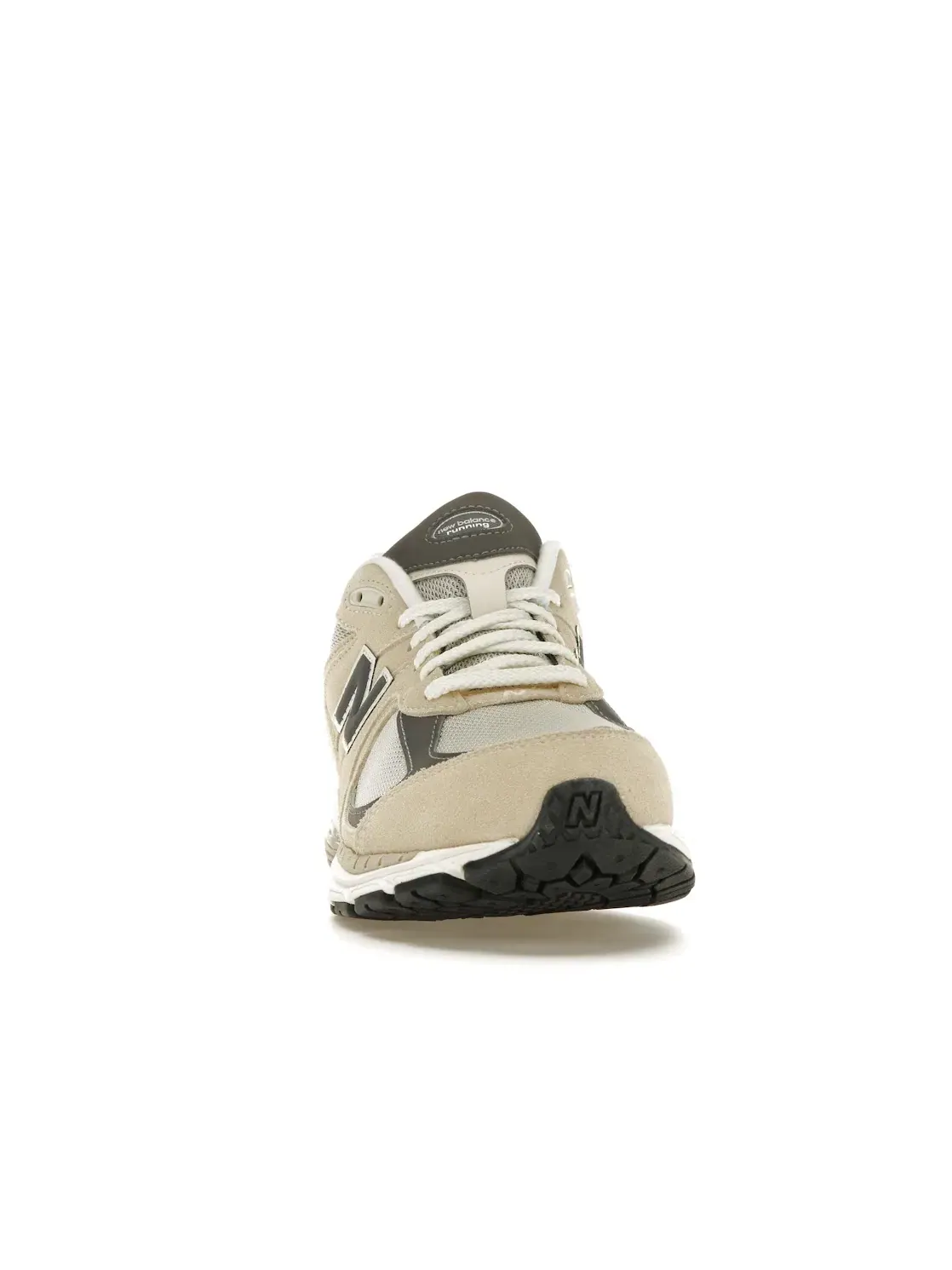 Мужские кроссовки Lifestyle New Balance 2002R — изображение 2 из 4, серебристый
