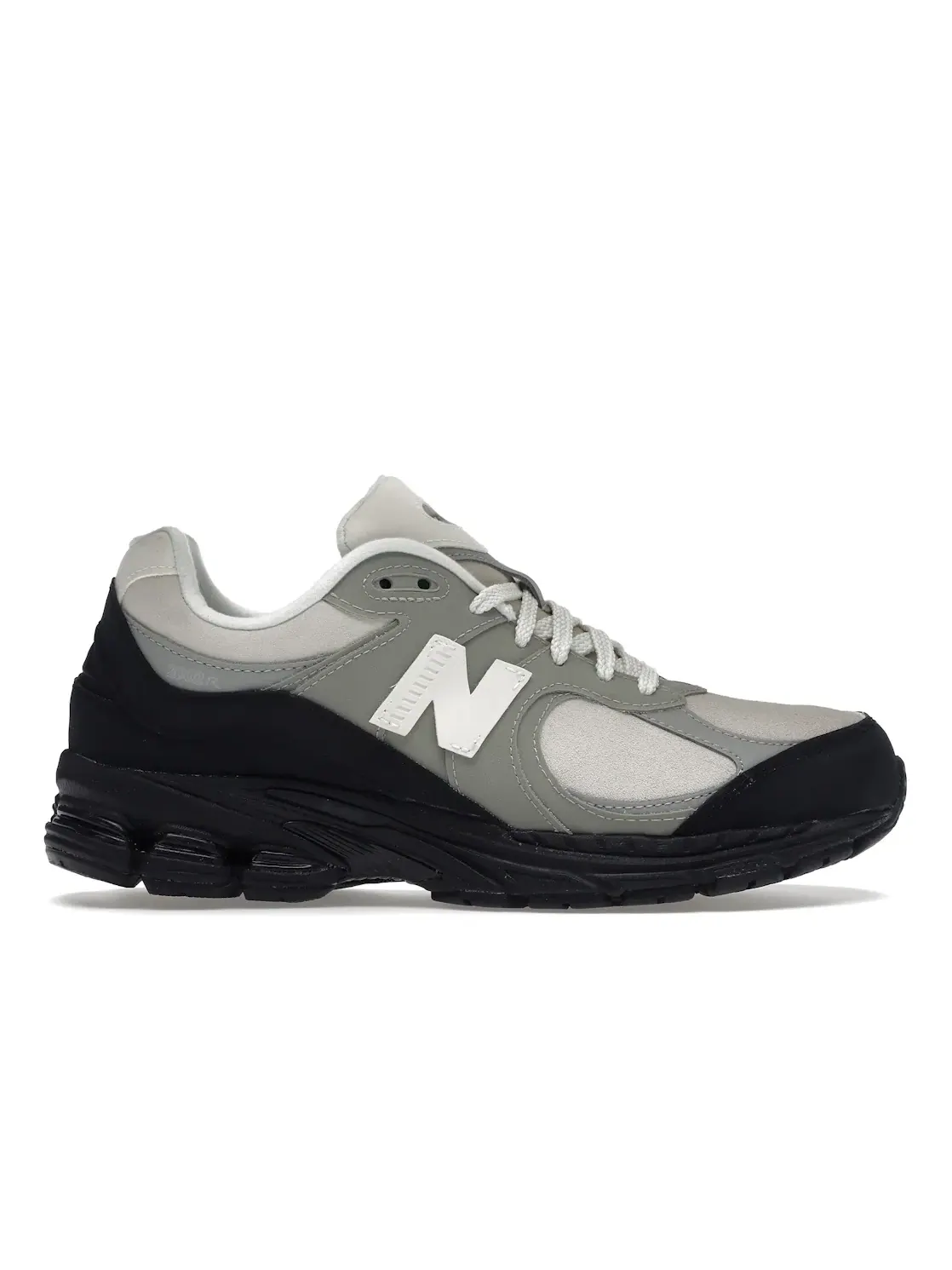 Мужские кроссовки Lifestyle с замшевыми вставками New Balance 2002R The Basement — изображение 1 из 4, серый/черный