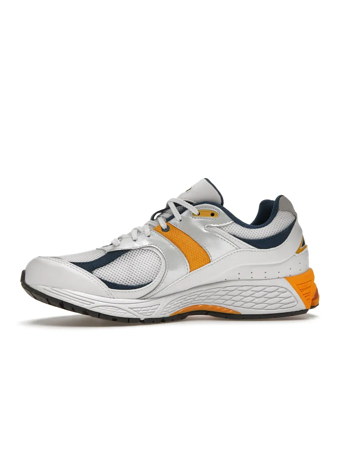 Мужские кроссовки Lifestyle New Balance 2002R — изображение 3 из 4, белый