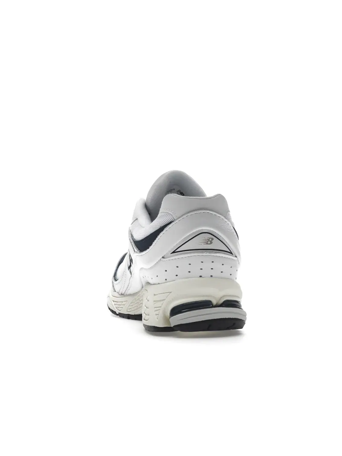 Мужские кроссовки с кожаным верхом New Balance 2002R — изображение 4 из 4, белый/натуральный индиго