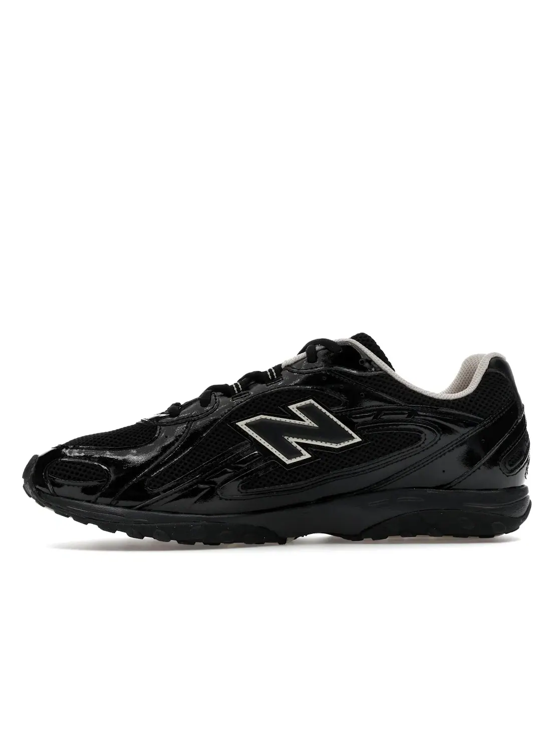 Мужские кроссовки Lifestyle New Balance 204L — изображение 3 из 4, черный