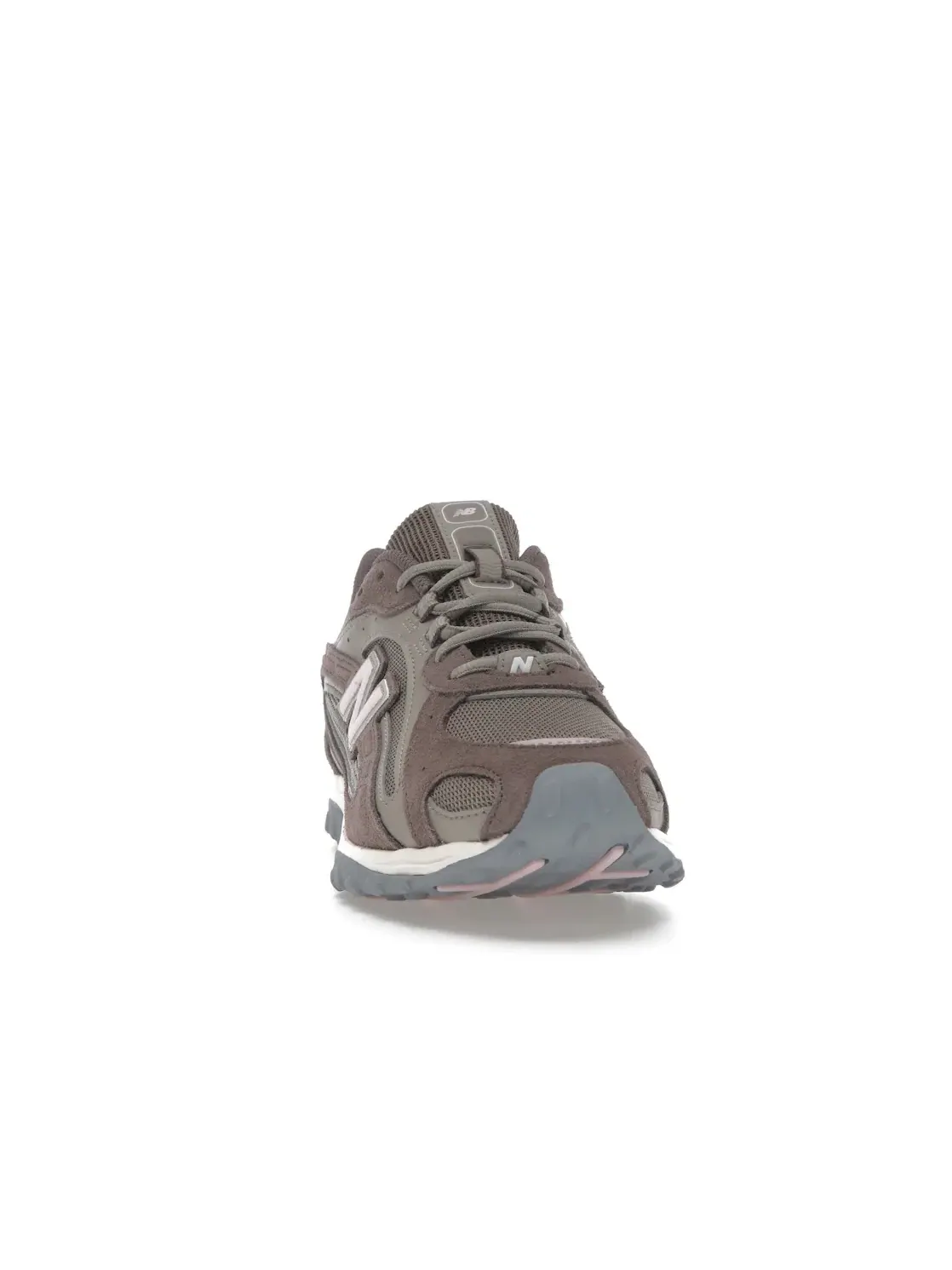 Мужские кроссовки Lifestyle New Balance 204L — изображение 2 из 4, кортадо