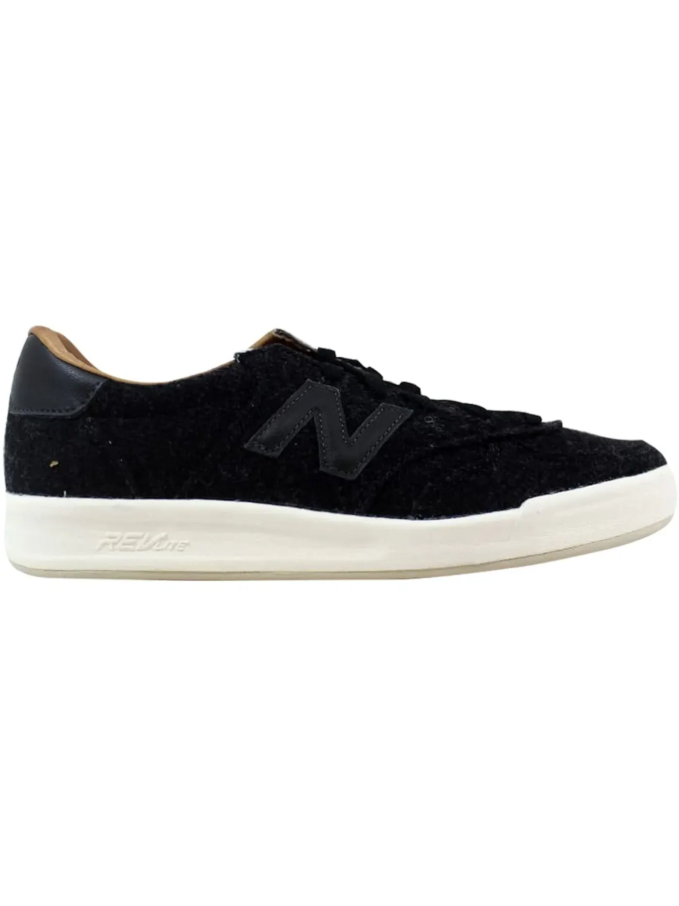Мужские кроссовки Lifestyle New Balance 300 — изображение 1 из 1, черный