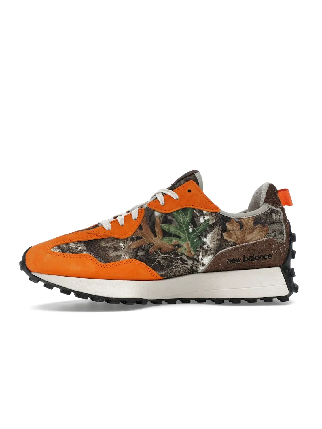 Мужские кроссовки Lifestyle с камуфляжным принтом New Balance 327 atmos Realtree — изображение 3 из 4, оранжевый/черный