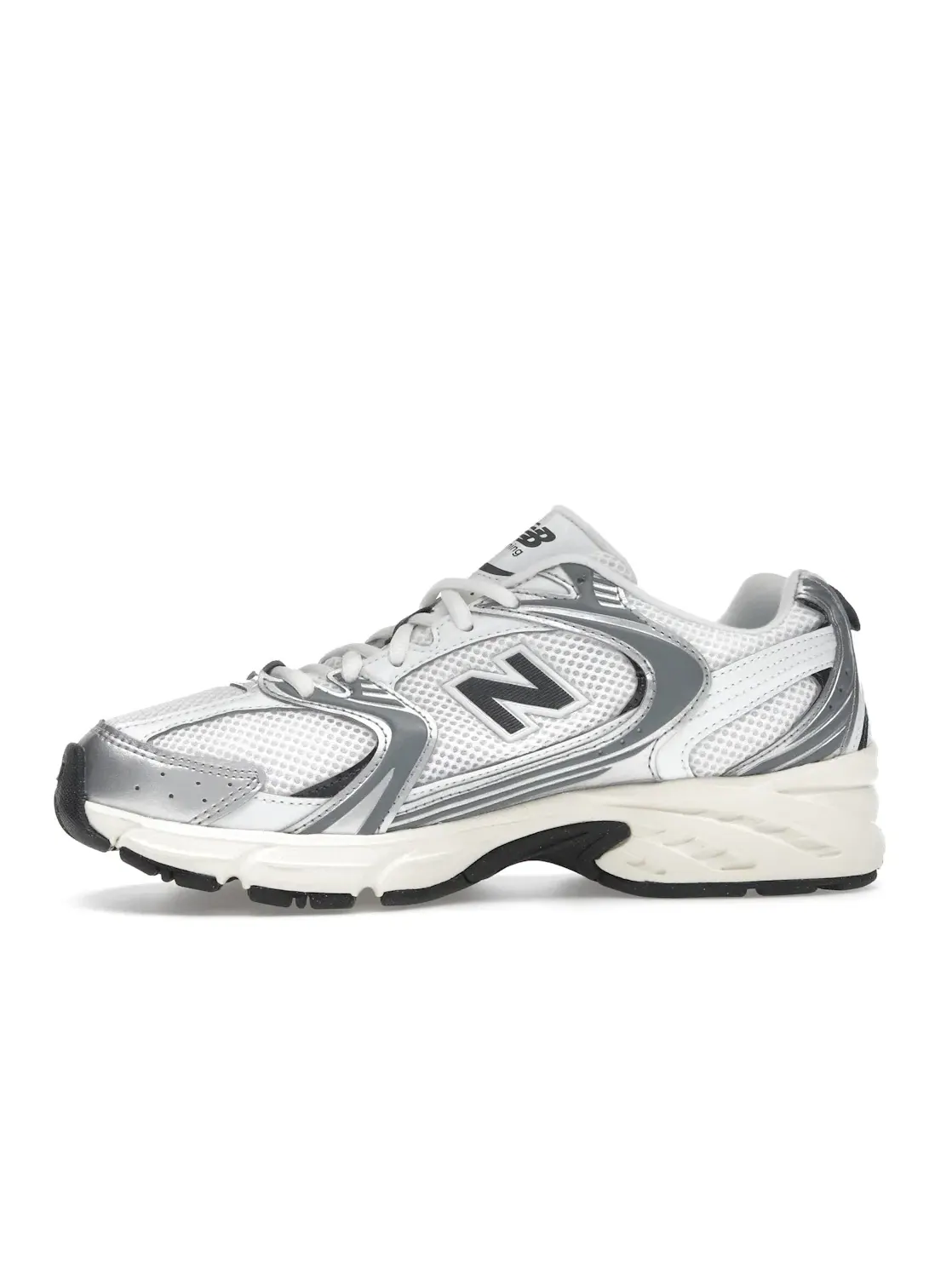 Мужские кроссовки Lifestyle с серебристыми вставками New Balance 530 — изображение 3 из 4