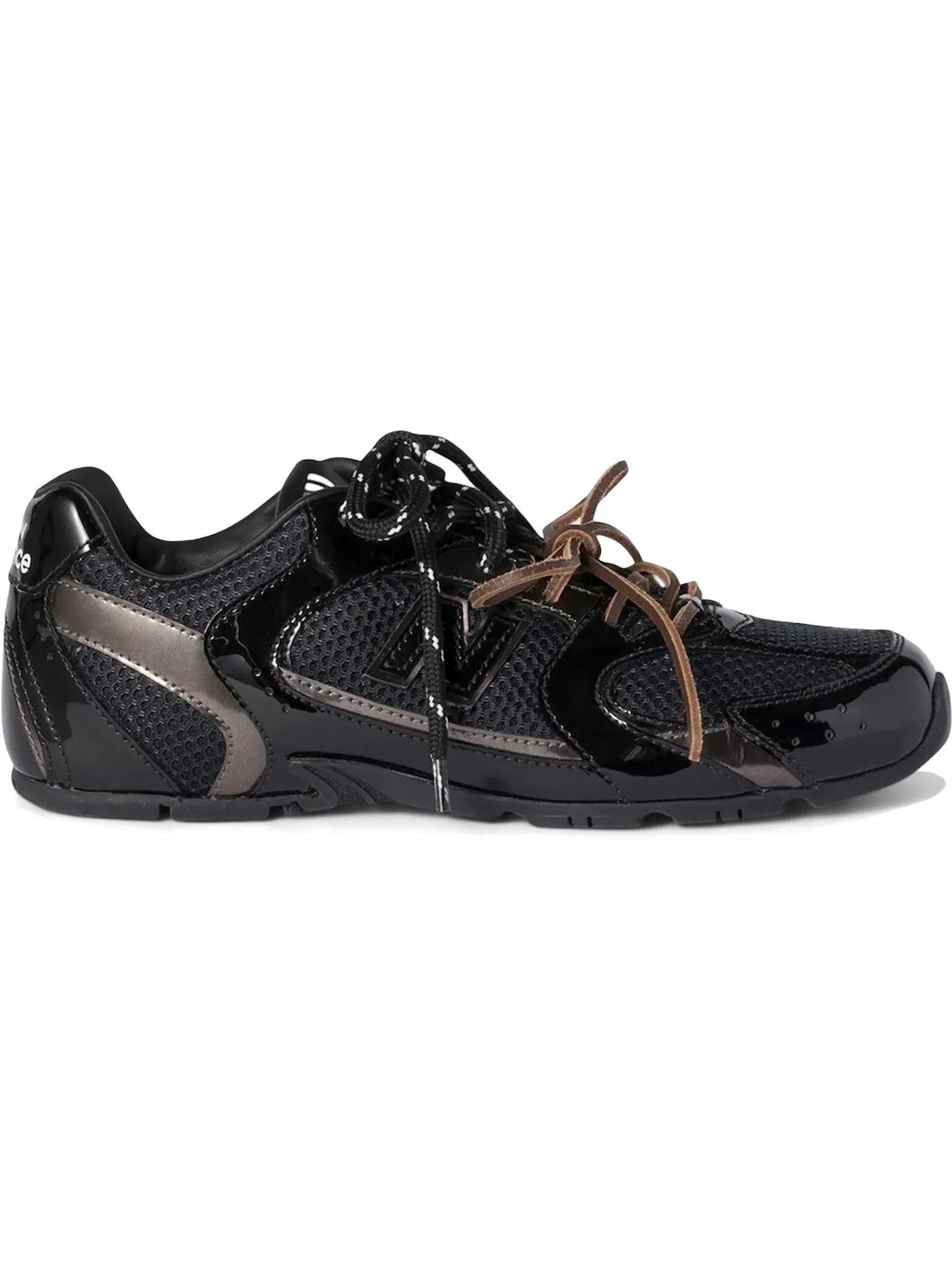 Женские кроссовки Lifestyle New Balance 530 SL — изображение 1 из 1, черный серый
