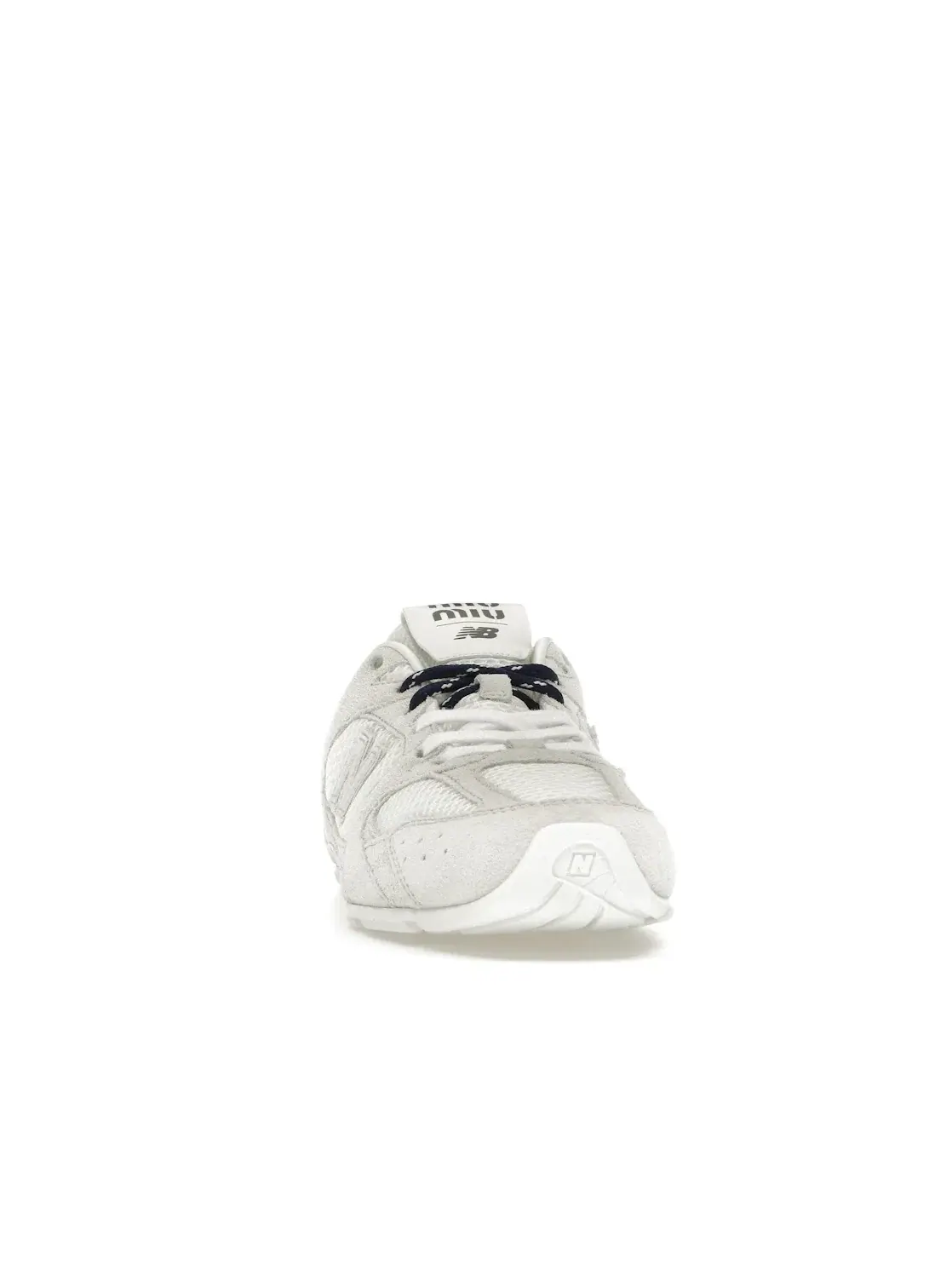 Женские кроссовки Lifestyle New Balance 530 SL — изображение 2 из 4, белый