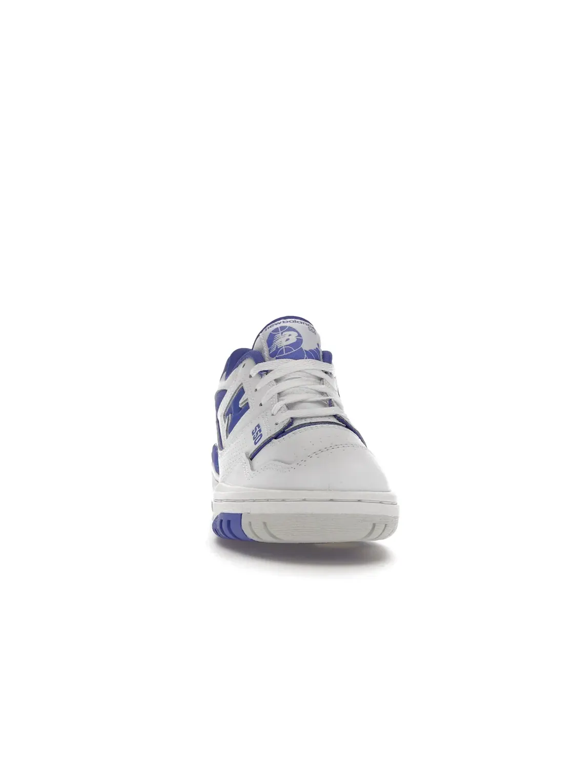 Женские кроссовки Lifestyle New Balance 550 — изображение 2 из 4, белый/фиолетовый