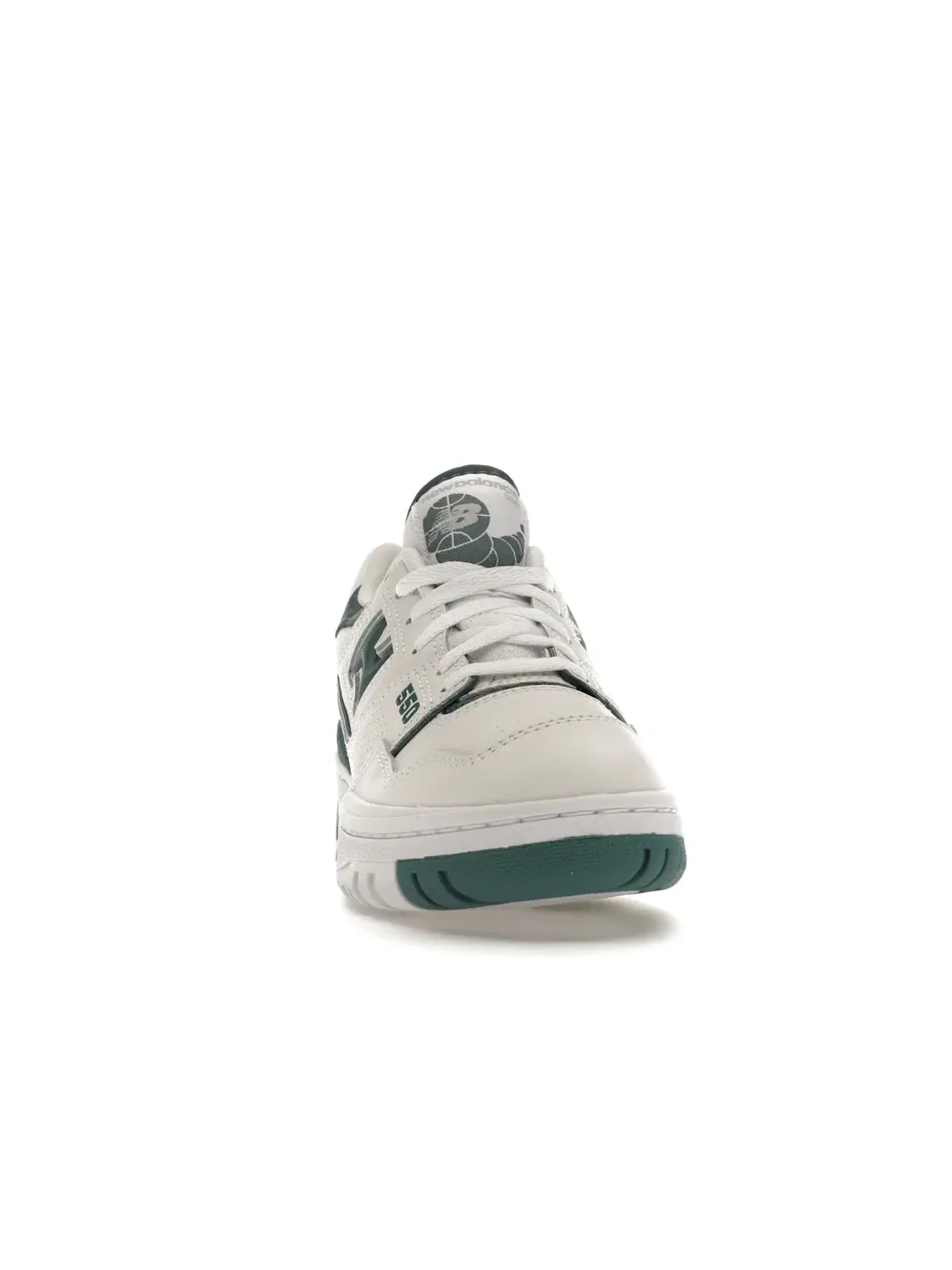 Женские кроссовки Lifestyle New Balance 550, Reflection/New Spruce — изображение 2 из 4