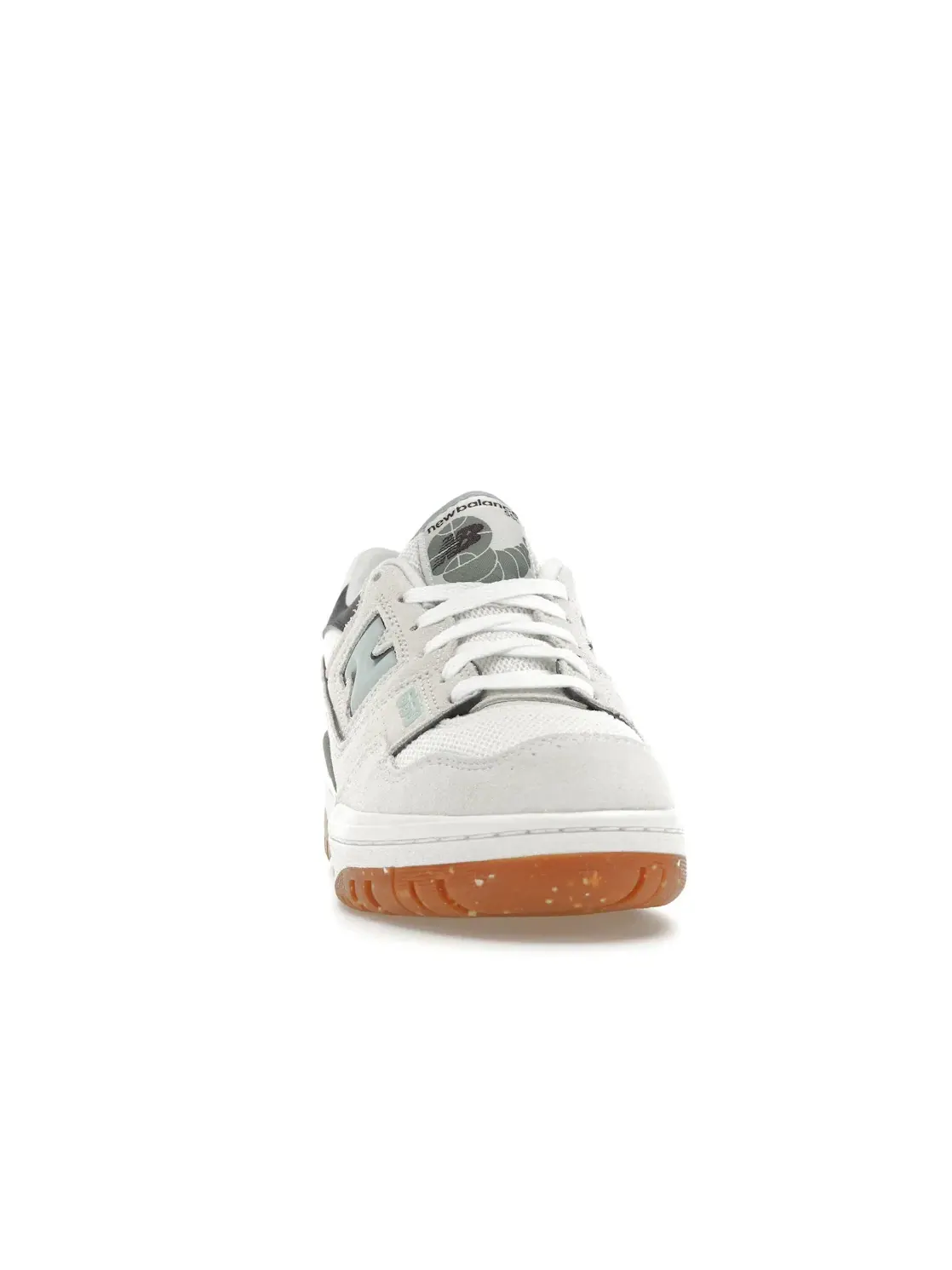 Женские кроссовки Lifestyle New Balance 550 — изображение 2 из 4, белый