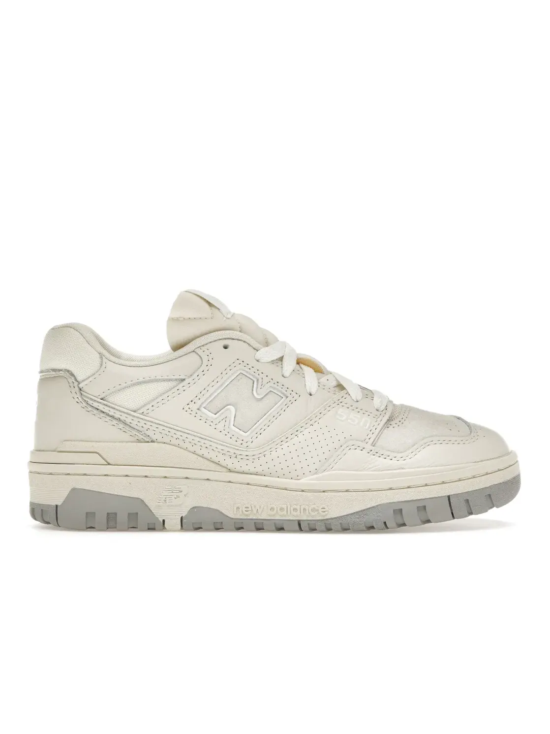 Мужские кроссовки с перфорацией New Balance 550 — изображение 1 из 4, белый