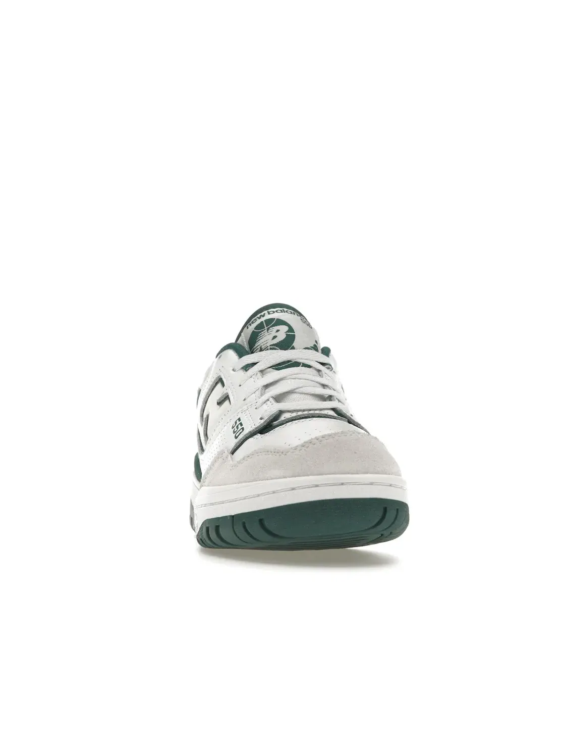 Мужские кроссовки кожаные с замшевыми вставками New Balance 550 — изображение 2 из 4, белый/винтажный