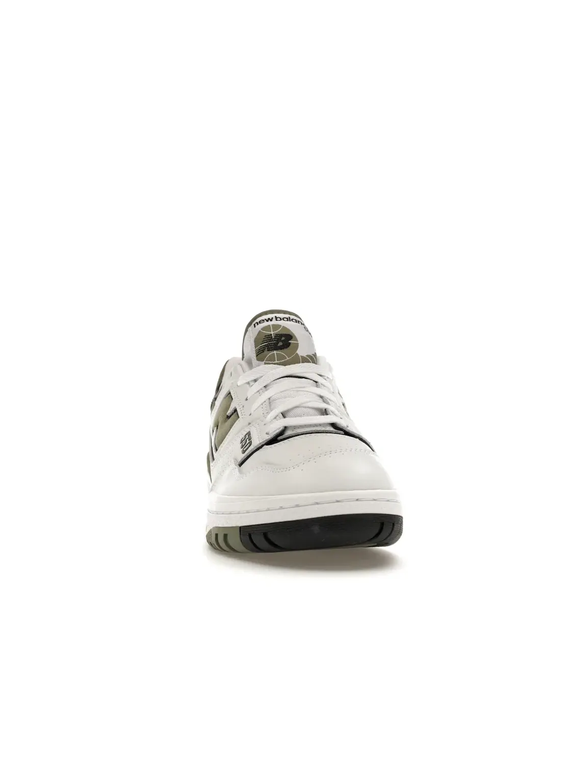Мужские кроссовки с замшевыми вставками New Balance 550 — изображение 2 из 4, белый/темный/черный