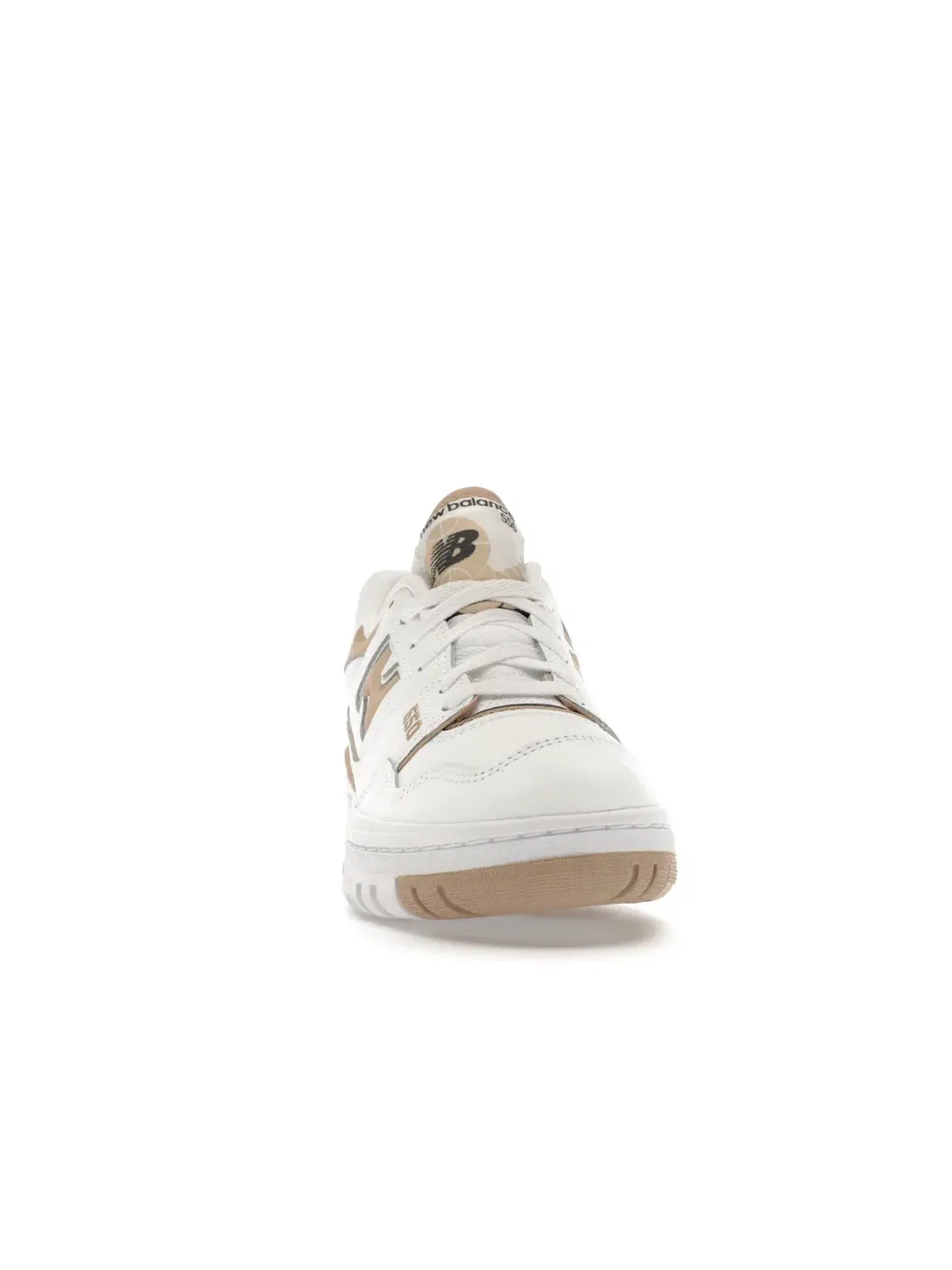 Женские кроссовки с низким верхом New Balance 550 — изображение 2 из 4, белый