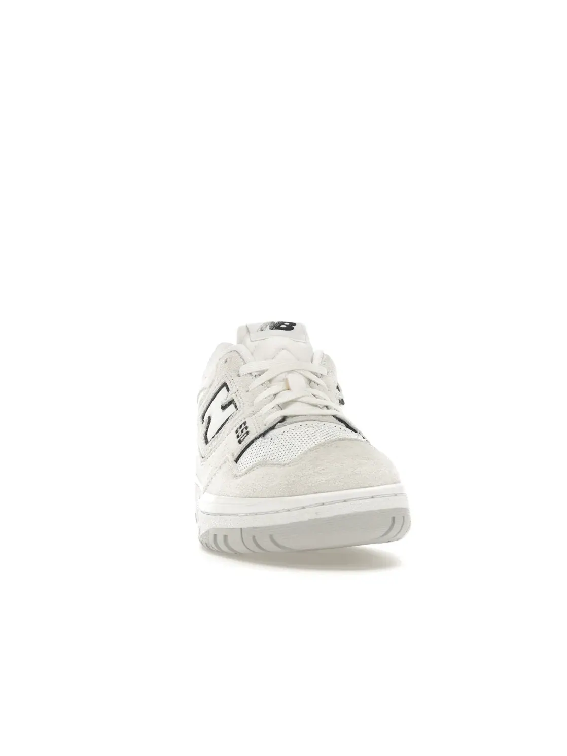 Мужские кроссовки с перфорированной кожей New Balance 550 — изображение 2 из 4, белый/белый/черный