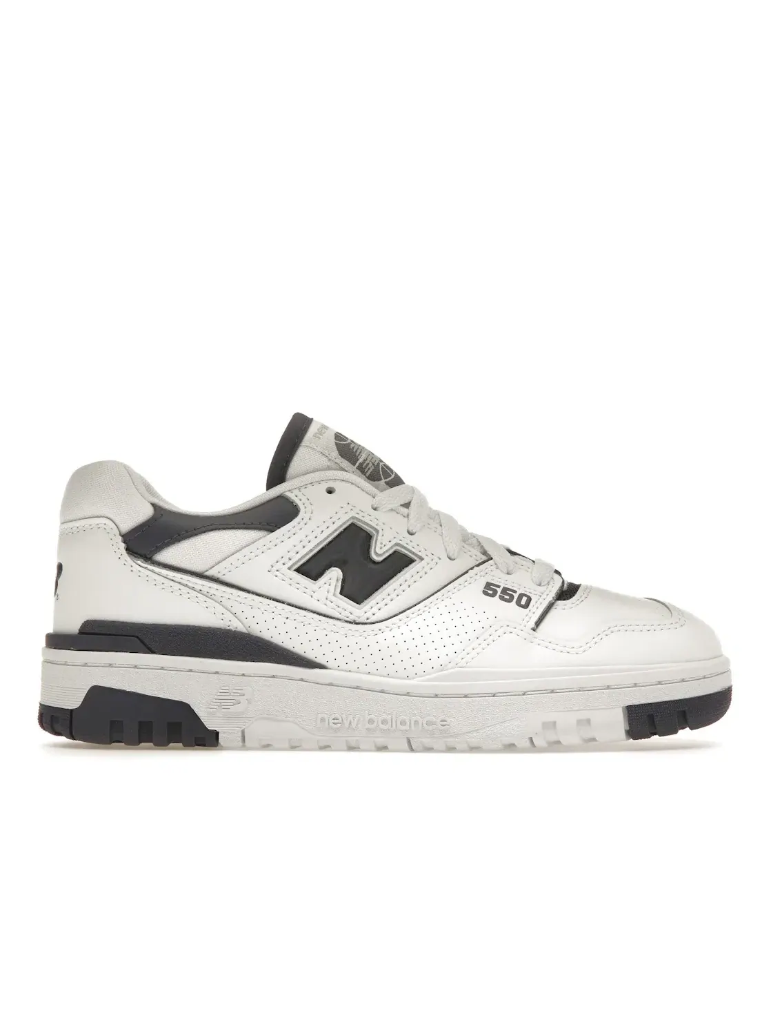 Женские кроссовки с контрастными вставками New Balance 550 — изображение 1 из 4, белый/темный