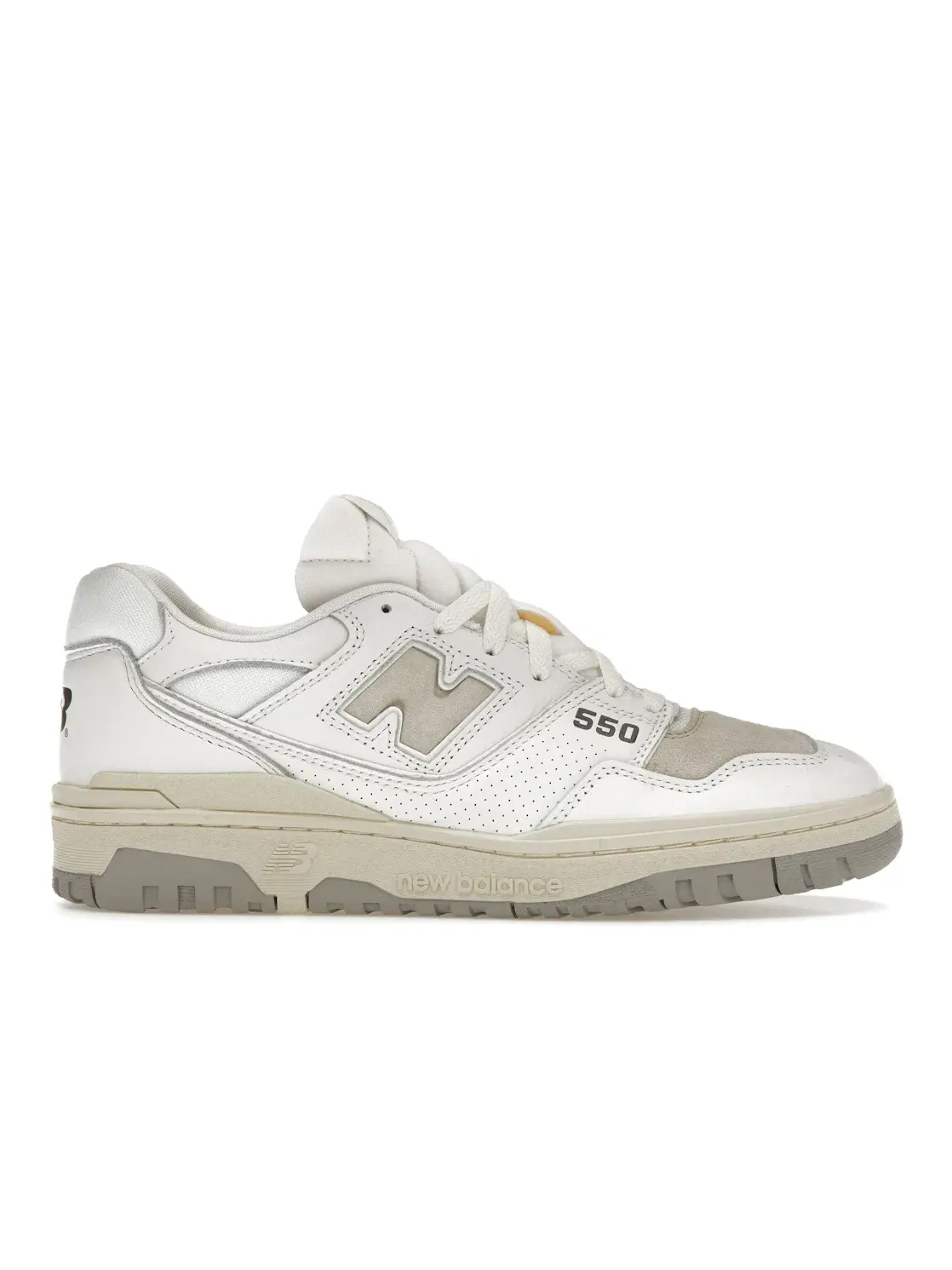 Мужские кроссовки из замши New Balance 550 — изображение 1 из 4, белый