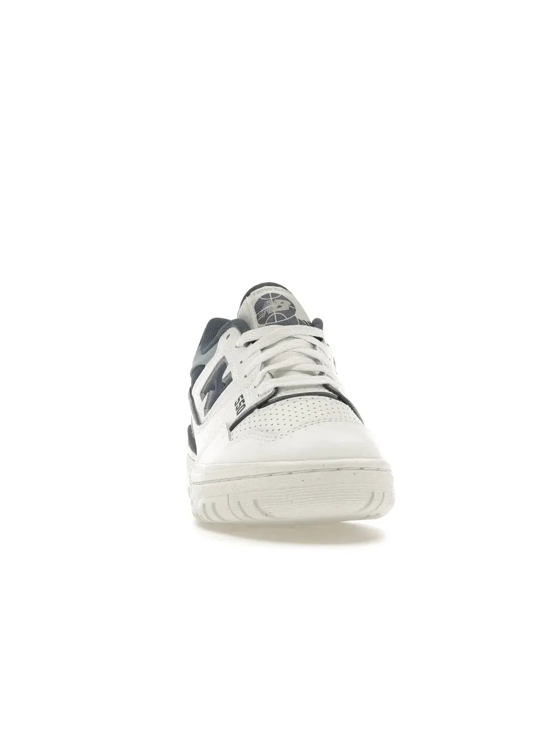 Женские кроссовки Lifestyle New Balance 550 — изображение 2 из 4