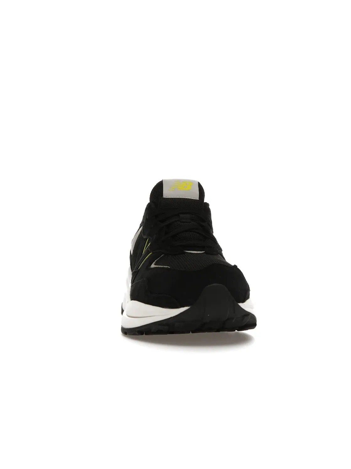 Женские кроссовки Lifestyle New Balance 57/40 — изображение 2 из 4, черный/розовый