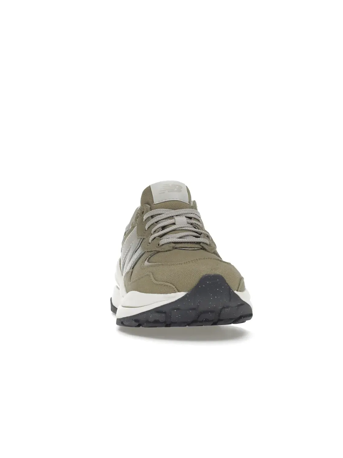 Женские кроссовки Lifestyle New Balance 57/40 — изображение 2 из 4, зеленый