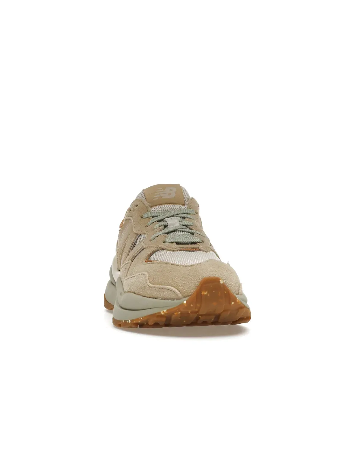 Женские кроссовки lifestyle New Balance 57/40, Incense Sour Grape — изображение 2 из 4