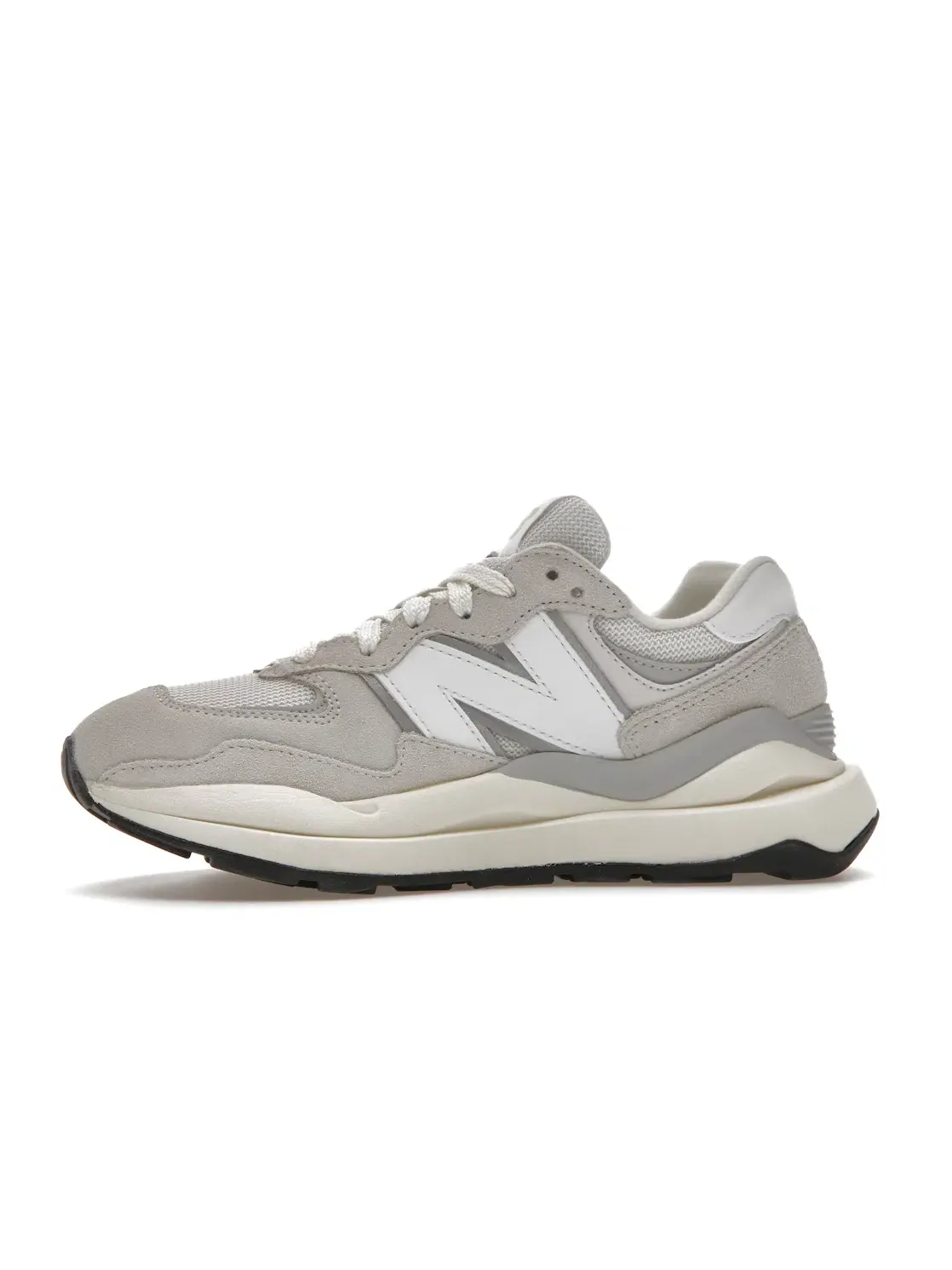 Женские кроссовки Lifestyle New Balance 57/40 — изображение 3 из 4, белый