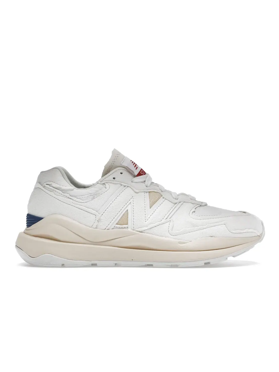 Мужские кроссовки Lifestyle New Balance 57/40 Refined Future Protection Pack New Balance — изображение 1 из 4, белый