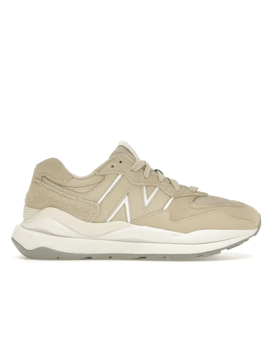 Женские кроссовки Lifestyle New Balance 57/40 — изображение 1 из 4, белый
