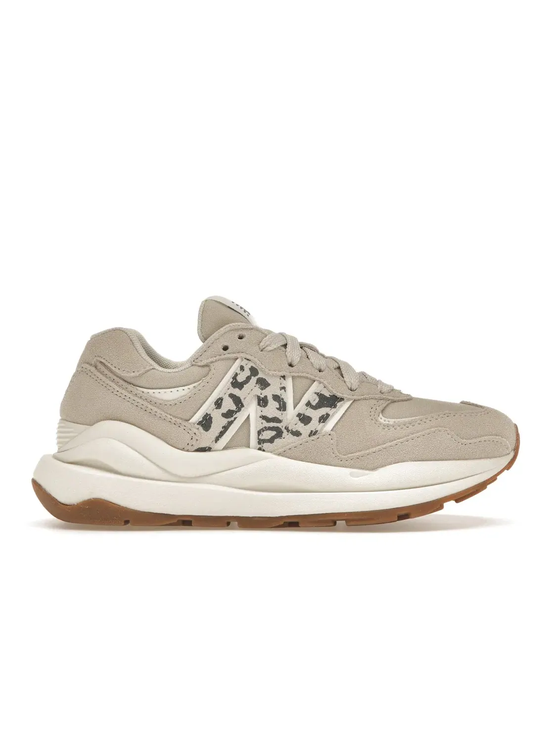 Женские кроссовки Lifestyle New Balance 57/40 — изображение 1 из 4, серый волк