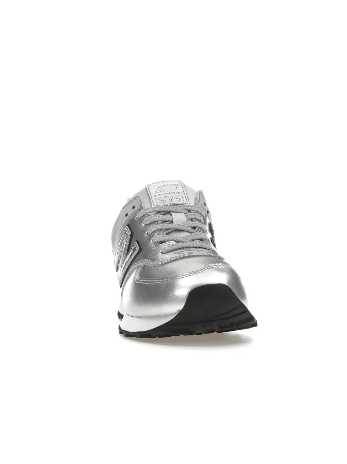 Женские кроссовки Lifestyle New Balance 574 — изображение 2 из 4, серебристый черный