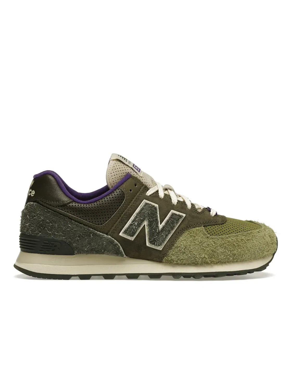 Мужские кроссовки с замшевым верхом New Balance 574 — изображение 1 из 4, зеленый фиолетовый