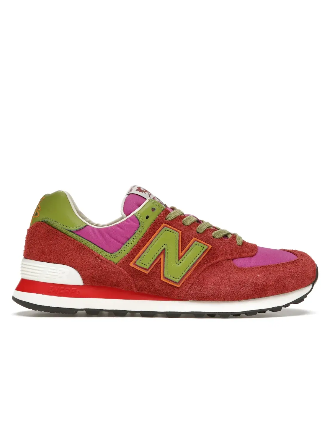 Мужские кроссовки Lifestyle с принтом New Balance 574 Stray Rats — изображение 1 из 4, красный/зеленый/розовый