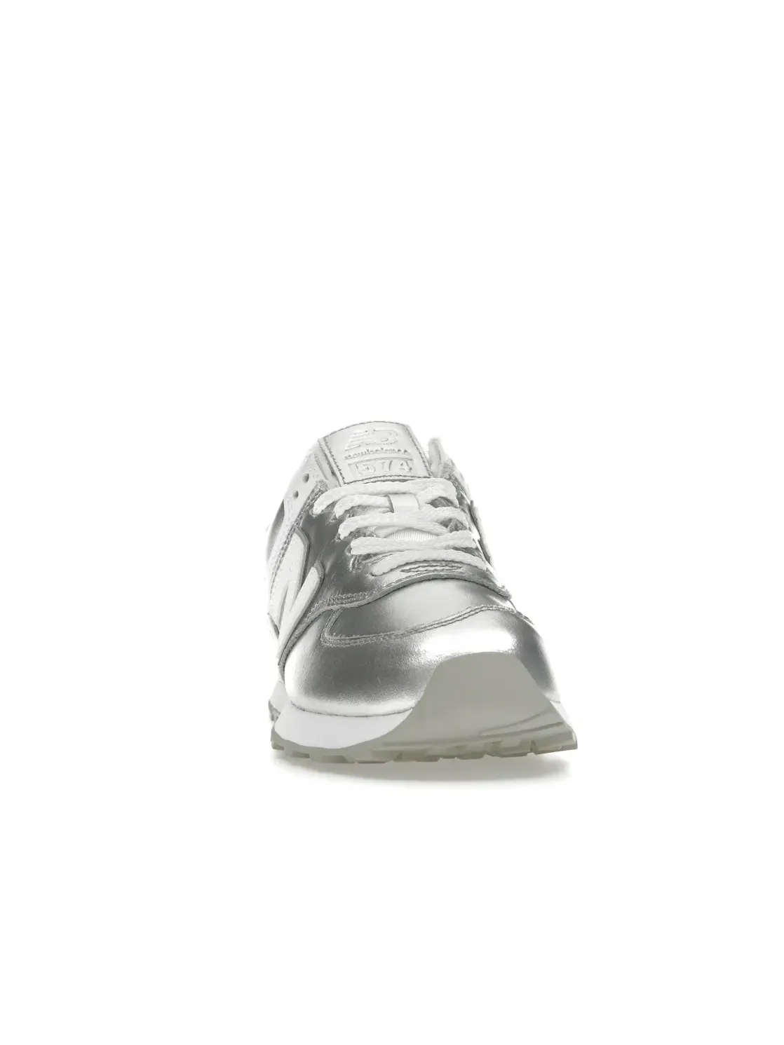 Женские кроссовки с классическим дизайном New Balance 574v2 — изображение 2 из 4, серебристый белый