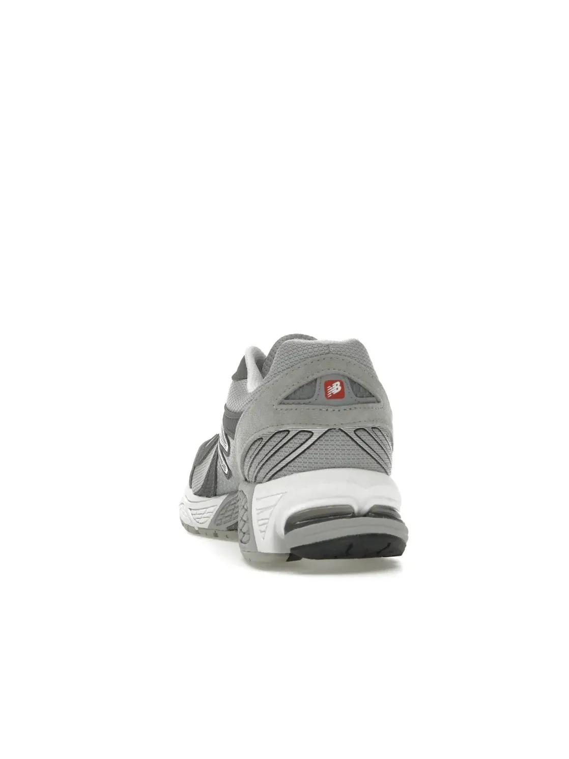 Мужские кроссовки Lifestyle New Balance 860v2 — изображение 4 из 4, серый/белый/серебристый