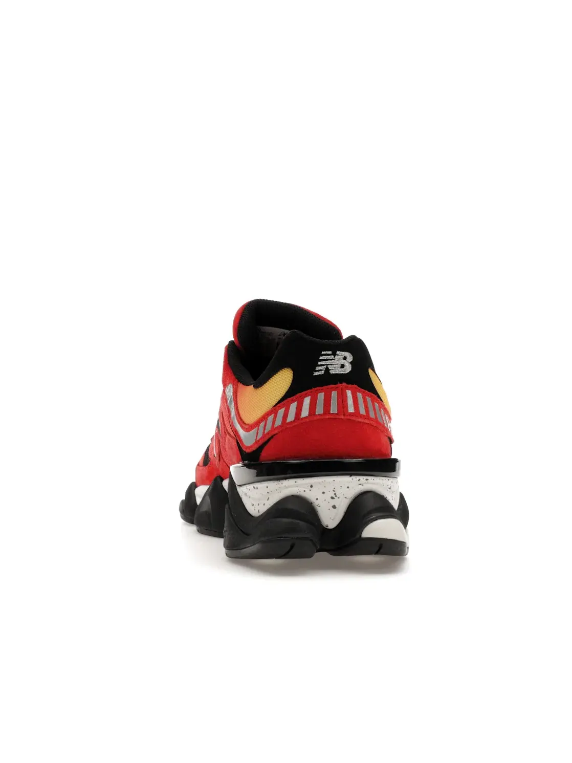 Мужские кроссовки Lifestyle New Balance 9060 DTLR Fire Sign — изображение 4 из 4, красный/оранжевый/черный