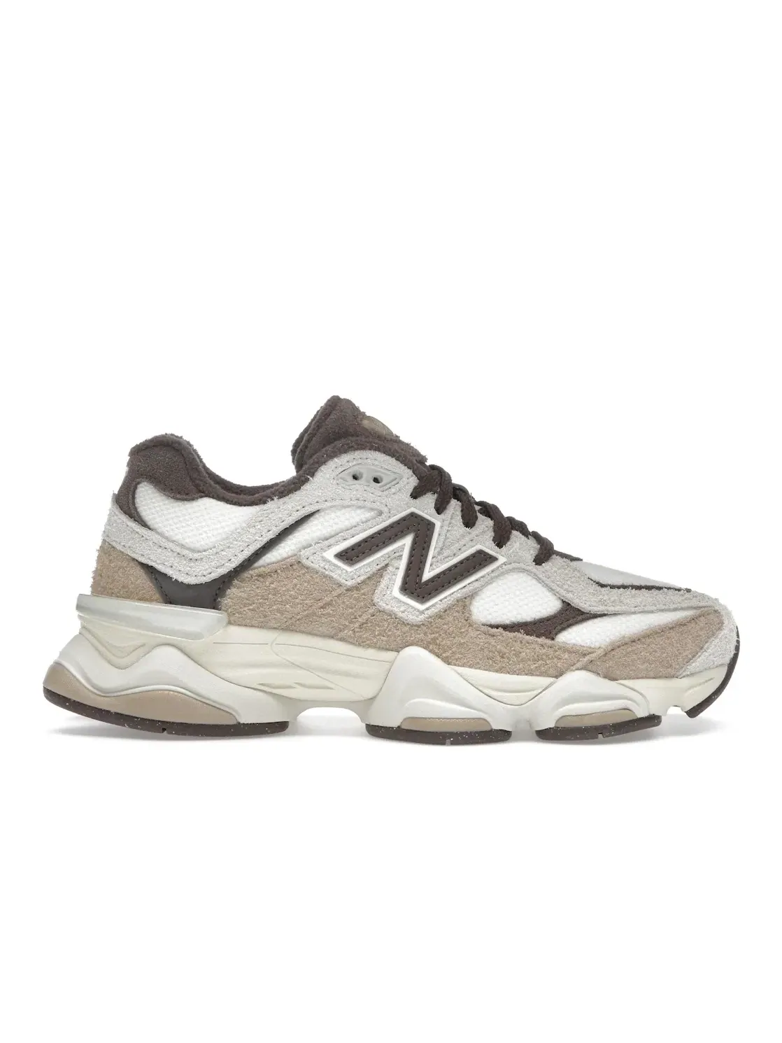 Мужские кроссовки Lifestyle New Balance 9060, Earth Shadow/Bisque — изображение 1 из 4