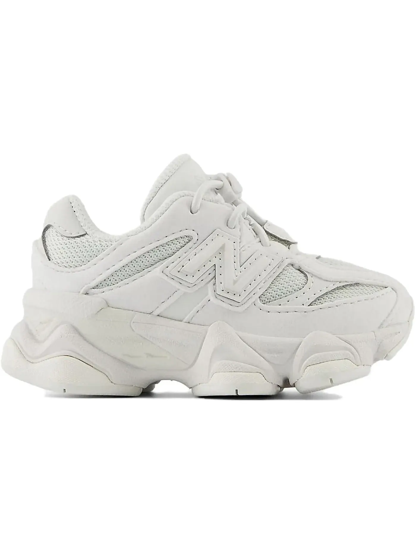 Детские кроссовки Lifestyle New Balance 9060 — изображение 1 из 1, серебристый