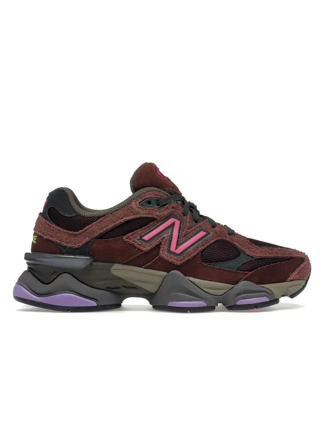 Кроссовки для активного отдыха с амортизацией New Balance 9060 — изображение 1 из 4