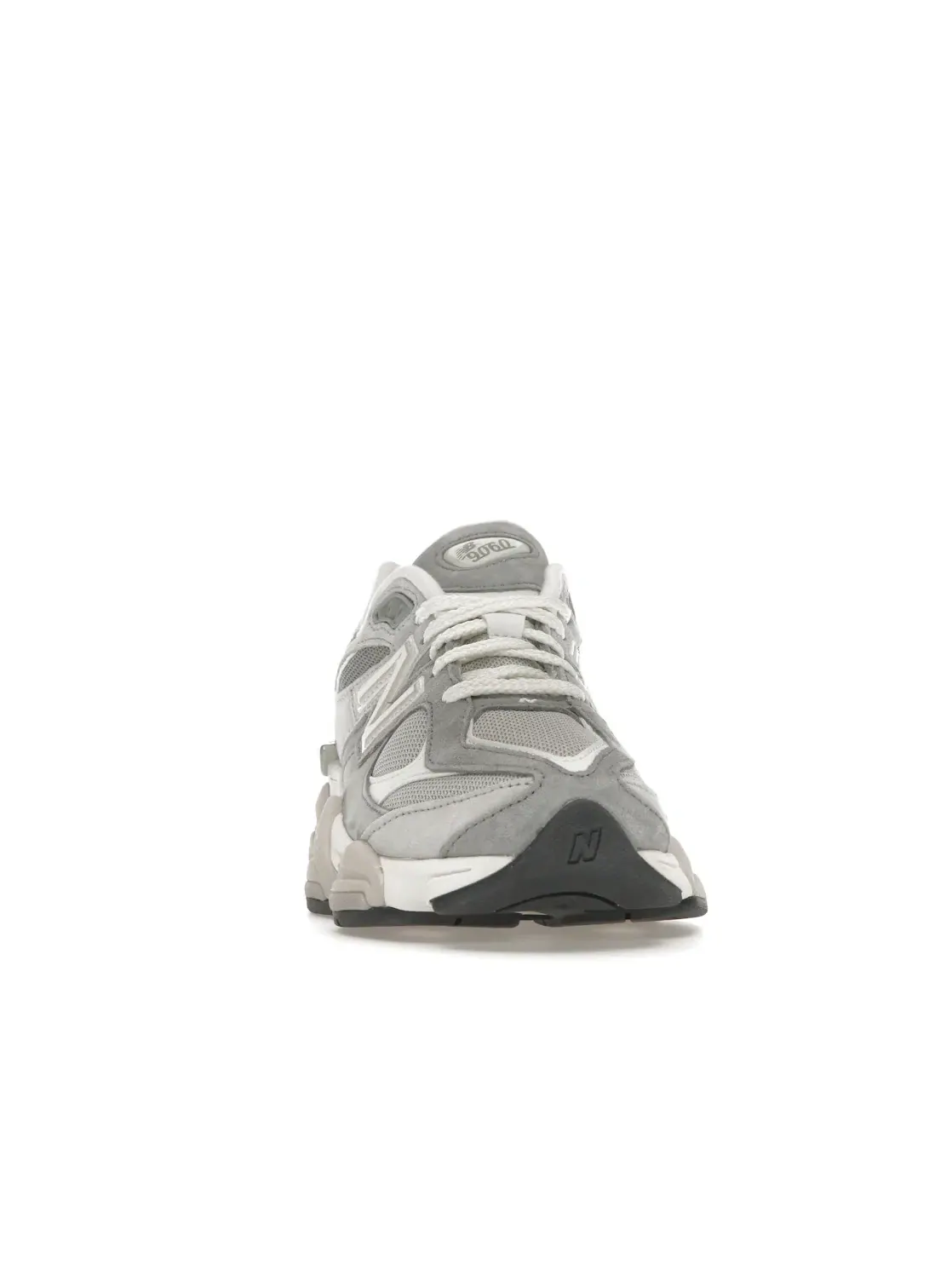 Мужские кроссовки с технологичной подошвой New Balance 9060 — изображение 2 из 4, серый