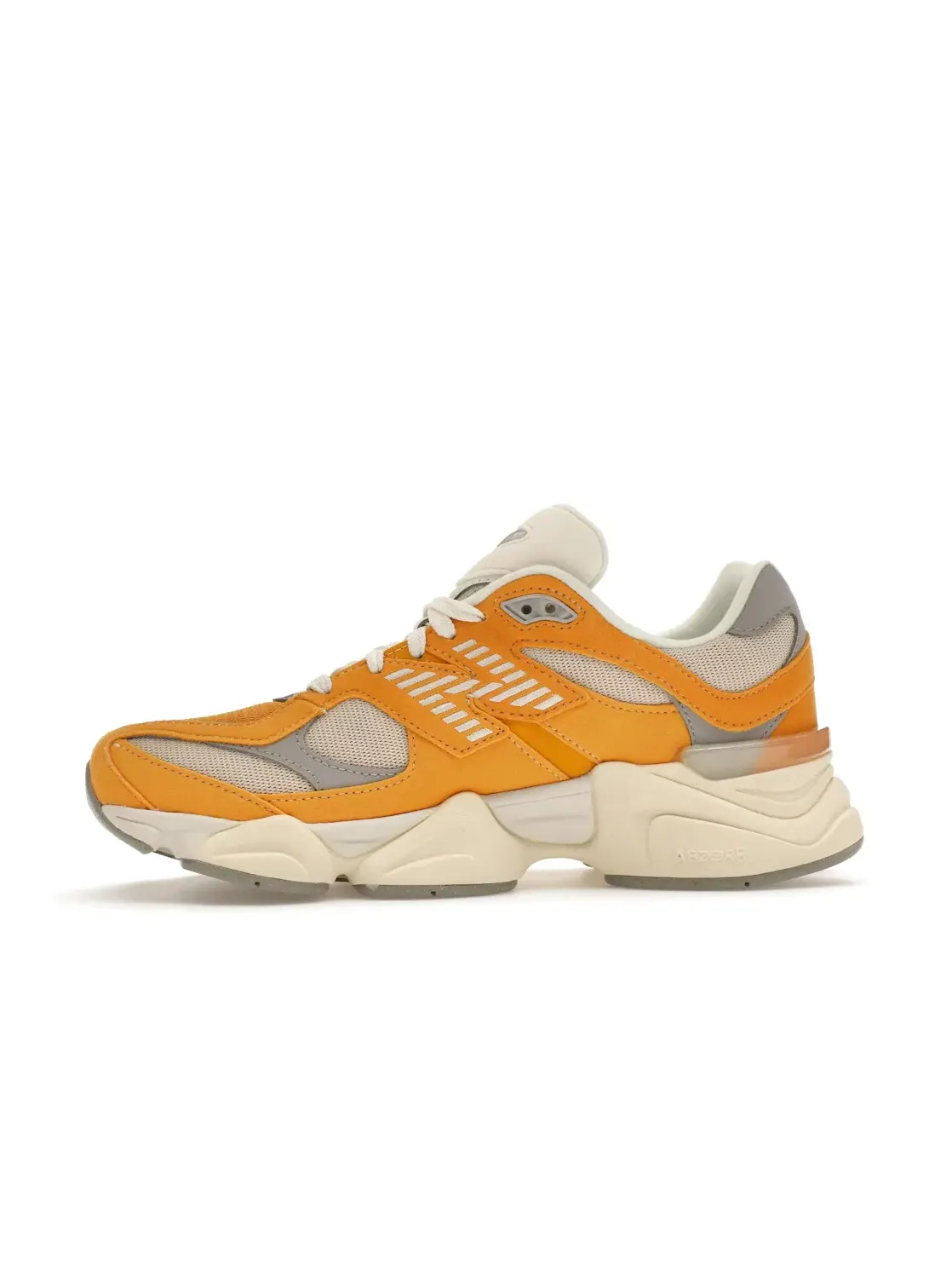 Детские кроссовки Lifestyle New Balance 9060 — изображение 3 из 4, золотистый