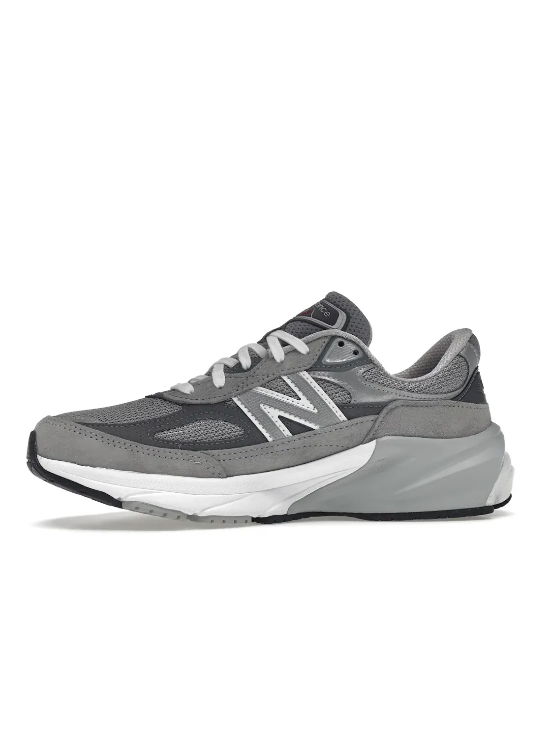 Женские кроссовки Lifestyle New Balance 990v6 — изображение 3 из 4, серый