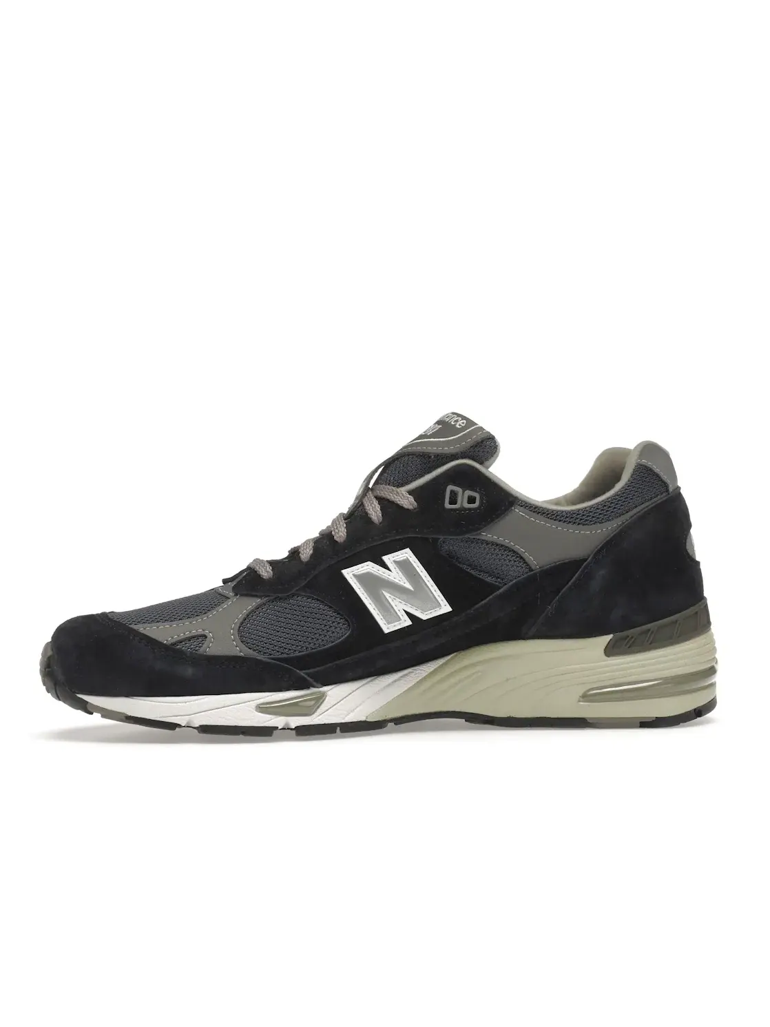 Мужские кроссовки с замшевым верхом New Balance 991 — изображение 3 из 4, белый темно-синий