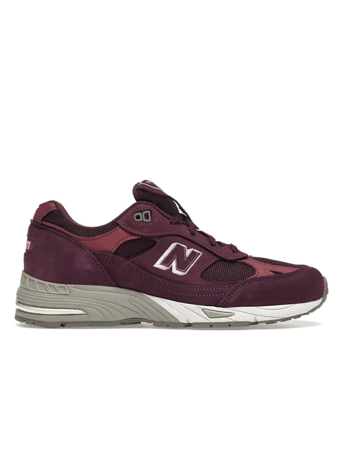 Женские кроссовки Lifestyle New Balance 991 — изображение 1 из 4, фиолетовый