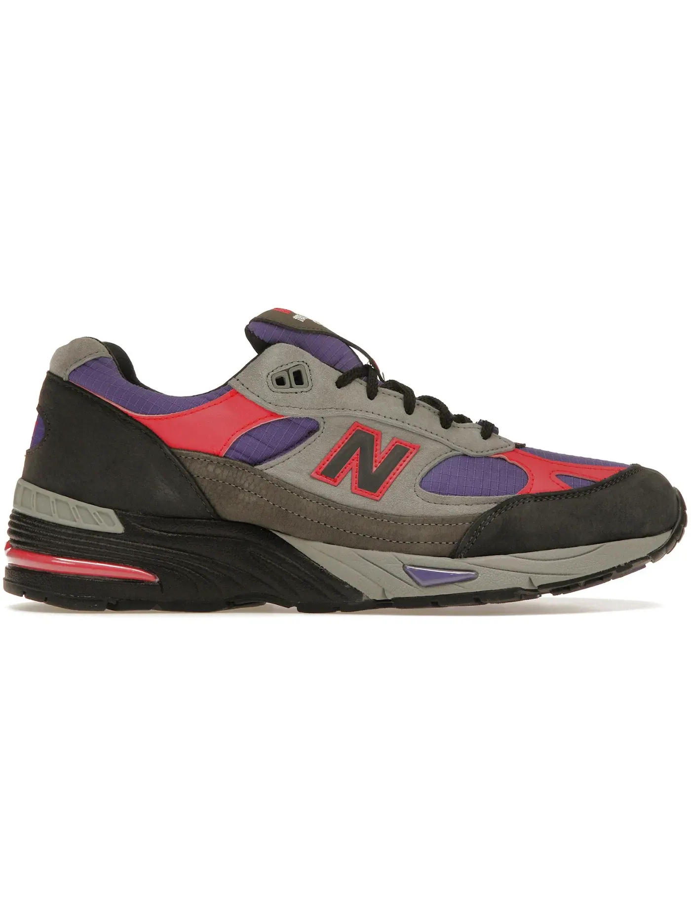 Женские кроссовки Lifestyle New Balance 991 — изображение 1 из 1, черный//фиолетовый