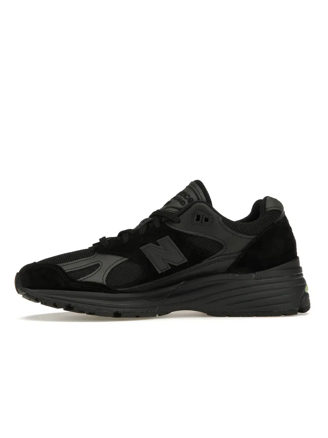 Мужские кроссовки Lifestyle New Balance 991v2 — изображение 3 из 4, черный