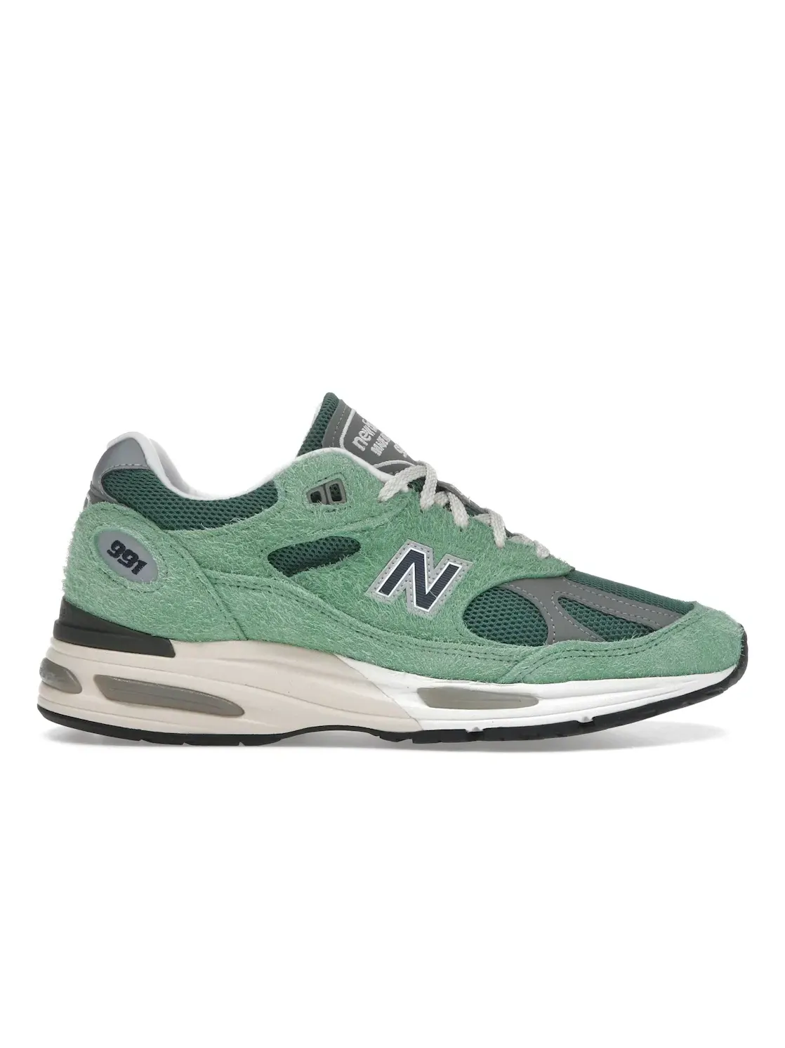 Мужские кроссовки Lifestyle New Balance 991v2 — изображение 1 из 4, зеленый